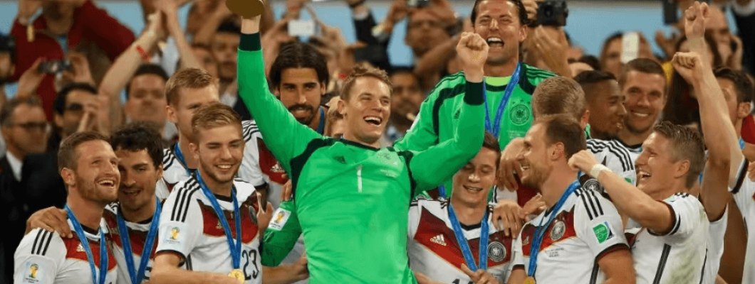 Manuel Neuer gibt seinen Rücktritt aus der deutschen Nationalmannschaft bekannt